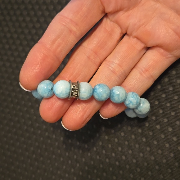 Blue bead bracelet stretchy - Picture 2 of 3